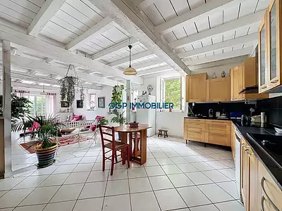 Maison, 325 m²