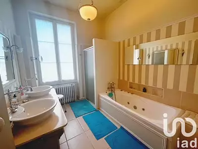 Maison, 231 m²