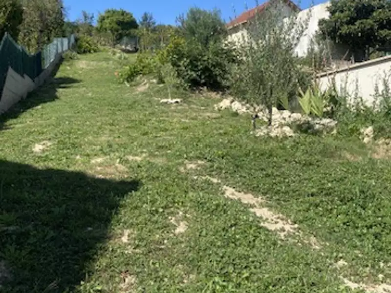 Terrain, 537 m²
