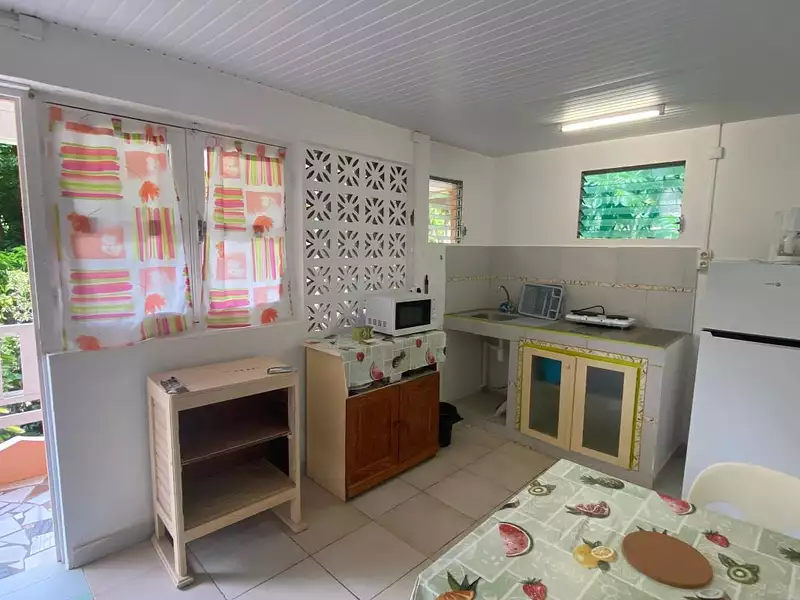 Immeuble, 648 m²