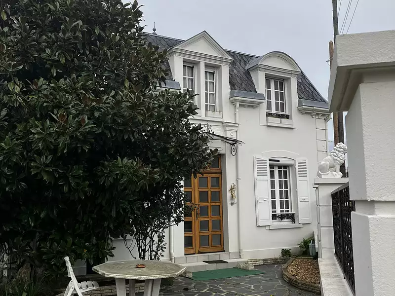 Maison, 184 m²