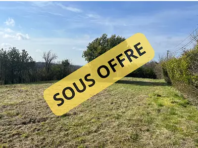 Terrain, 2 240 m²