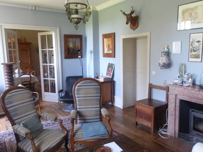 Maison, 215 m²