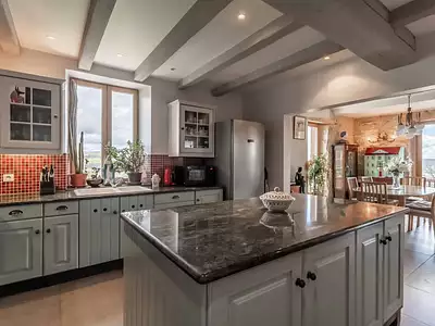 Maison, 230 m²