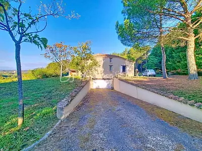 Maison, 205 m²