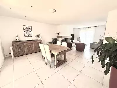 Maison, 117 m²
