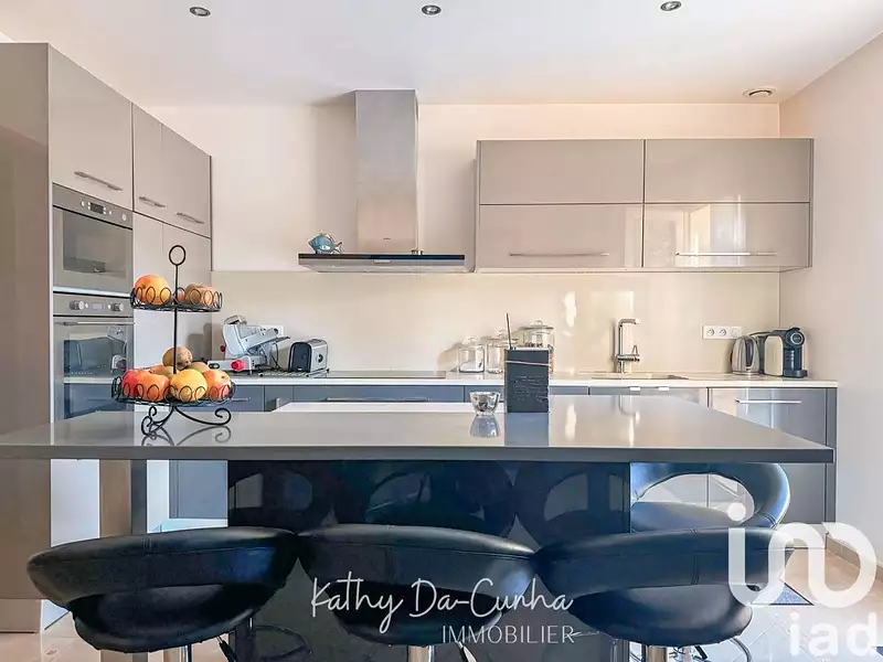 Maison, 162 m²