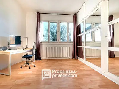 Maison, 370 m²