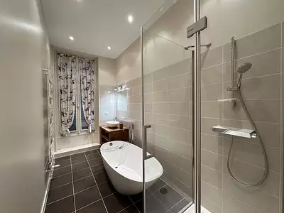 Maison, 280 m²