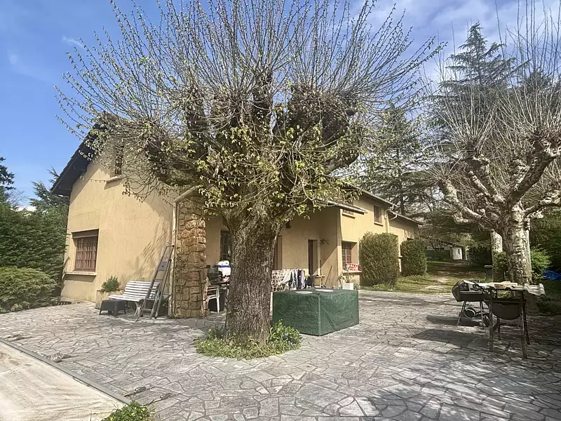 Maison, 350 m²