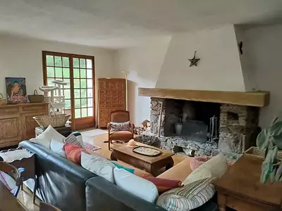 Maison, 570 m²