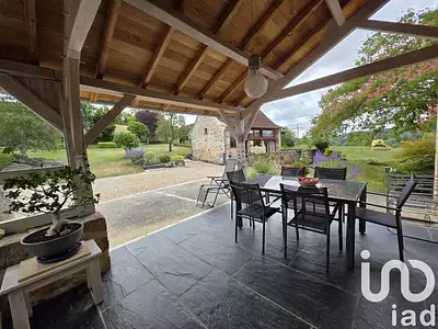 Maison, 221 m²