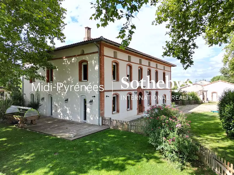 Maison, 542 m²