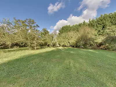 Terrain, 687 m²