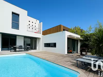 Maison, 180 m²