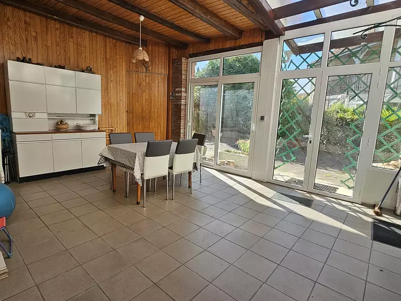 Maison, 240 m²