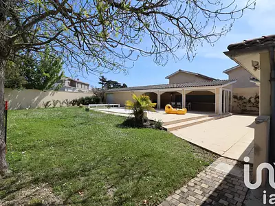 Maison, 140 m²