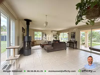 Maison, 147 m²