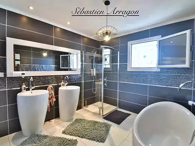 Maison, 195 m²