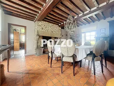 Maison, 330 m²