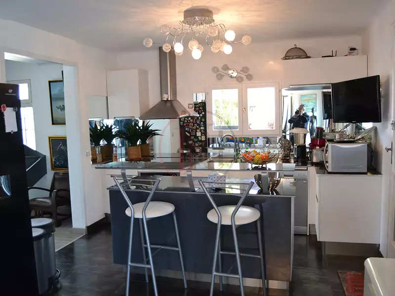 Maison, 200 m²