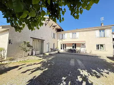 Maison, 217 m²