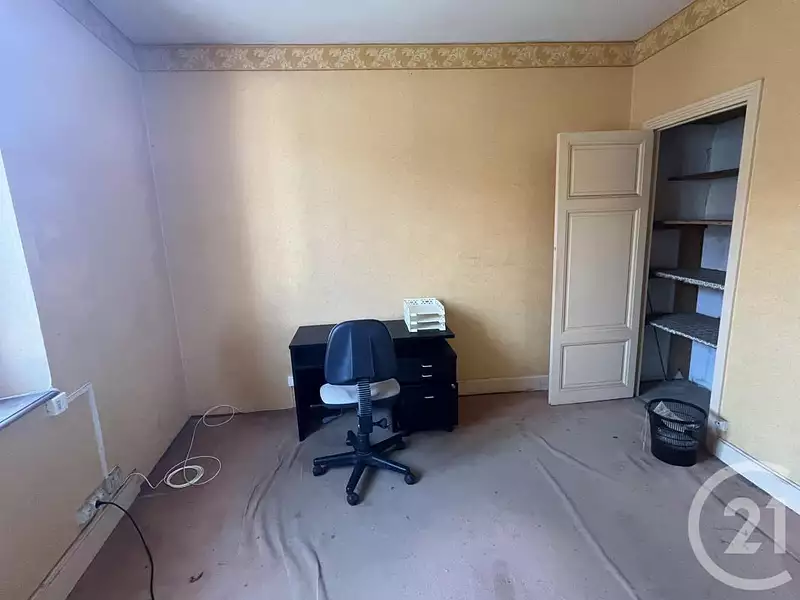 Maison, 180 m²