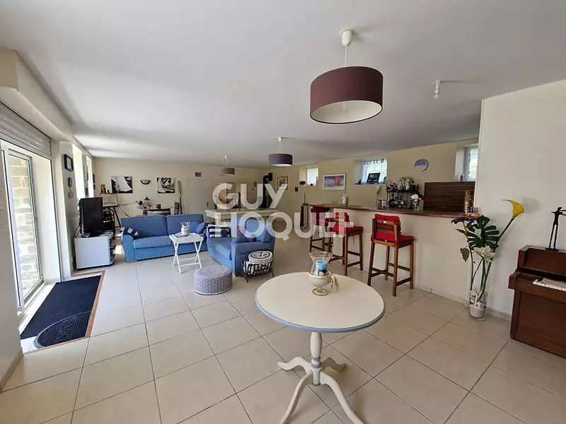 Maison, 234 m²