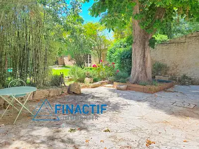 Maison, 170 m²