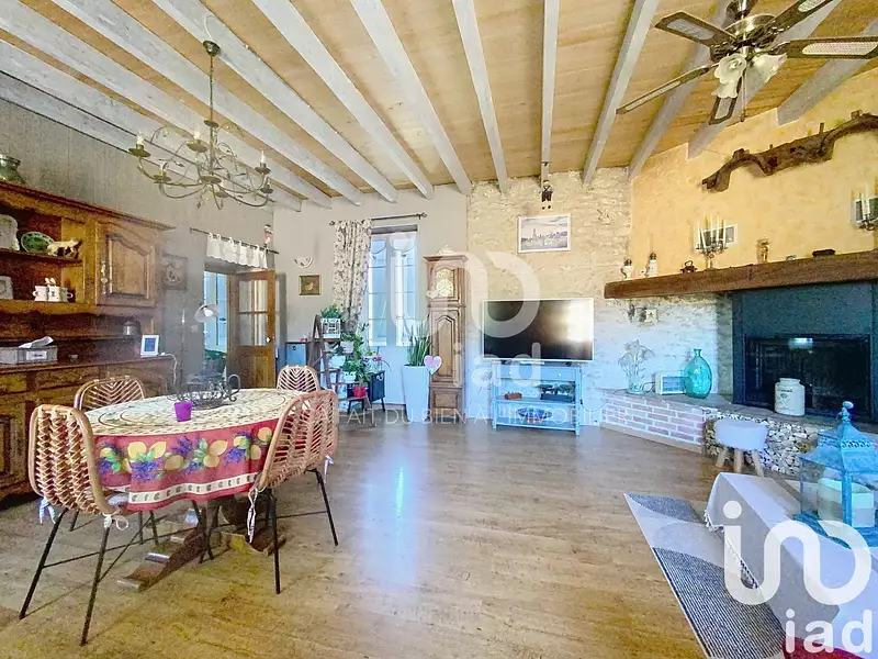 Maison, 320 m²