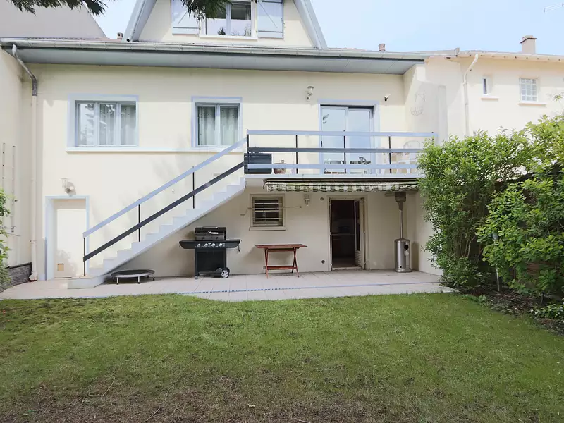 Maison, 165 m²