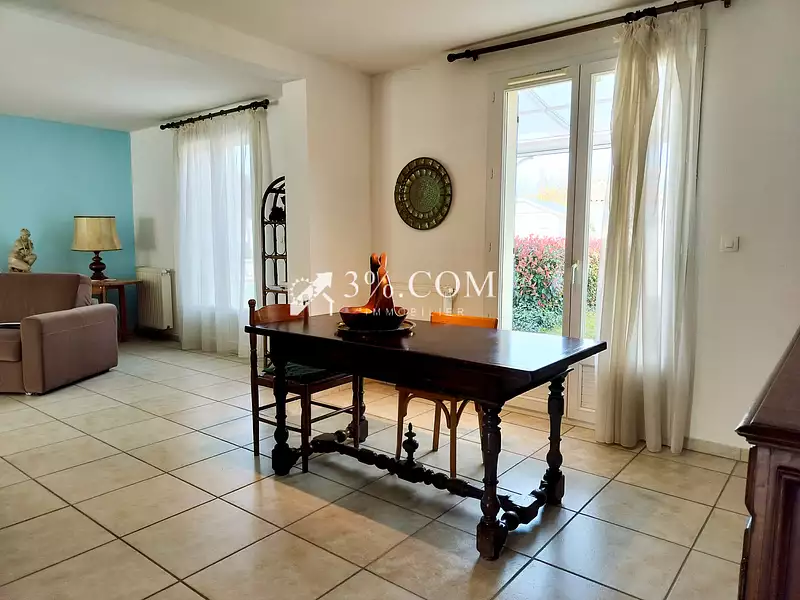 Maison, 155 m²