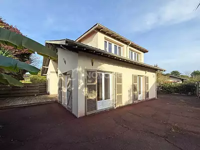 Maison, 165 m²