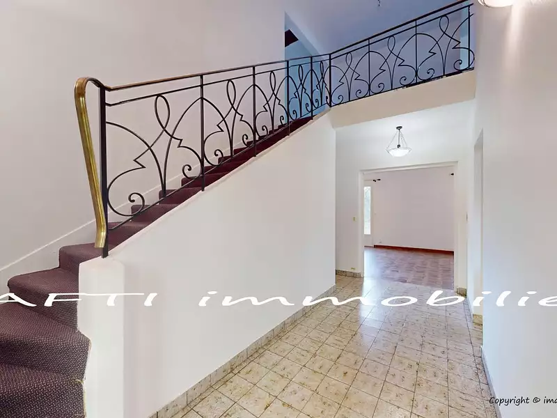 Maison, 198 m²