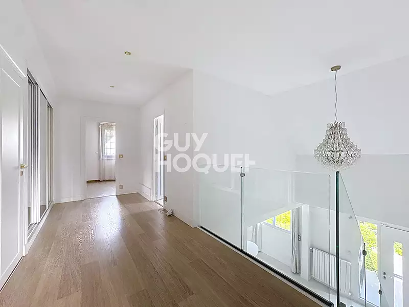 Maison, 160 m²