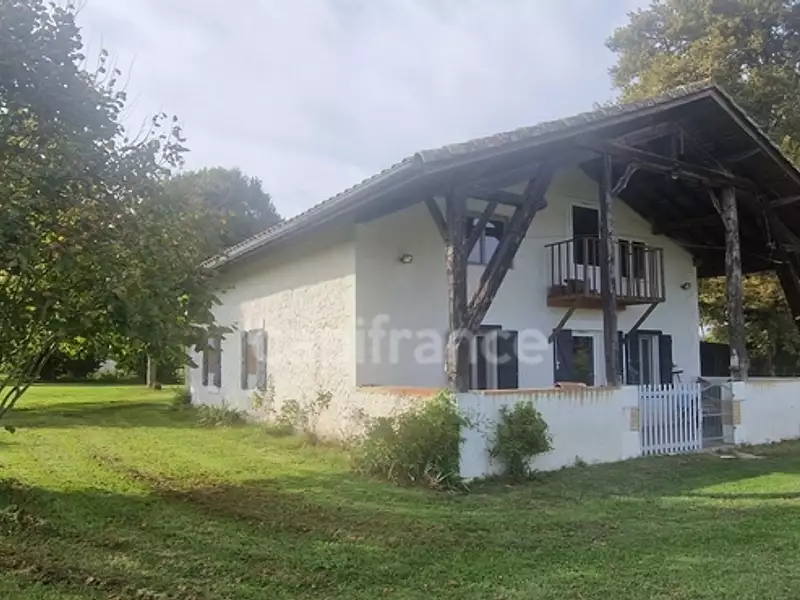 Maison, 180 m²