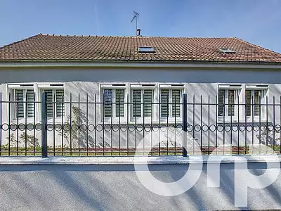Maison, 145 m²