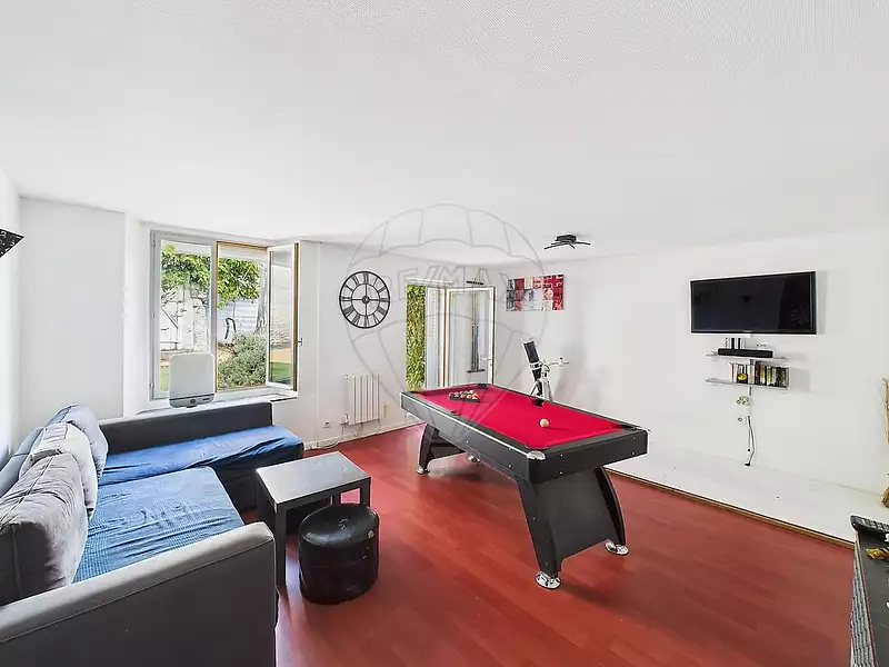 Maison, 162 m²