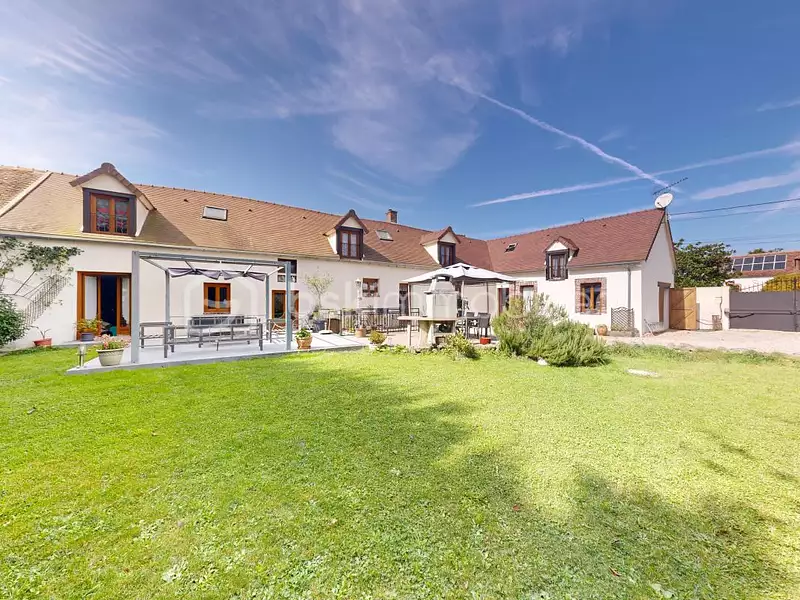 Maison, 180 m²