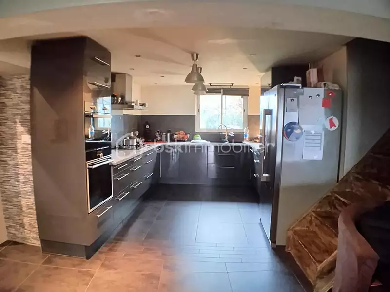 Maison, 159 m²