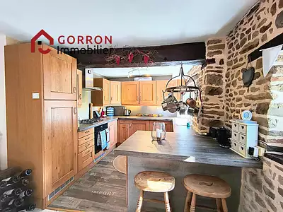Maison, 277 m²