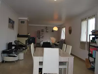 Maison, 217 m²