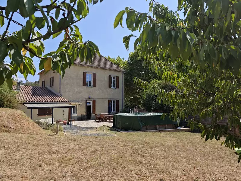 Maison, 242 m²