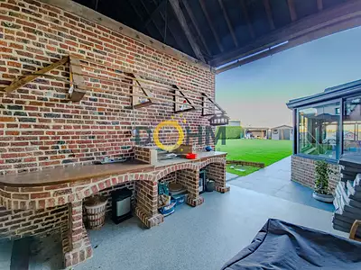 Maison, 305 m²