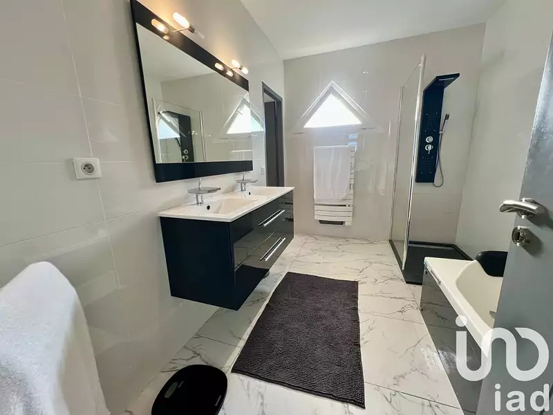 Maison, 140 m²