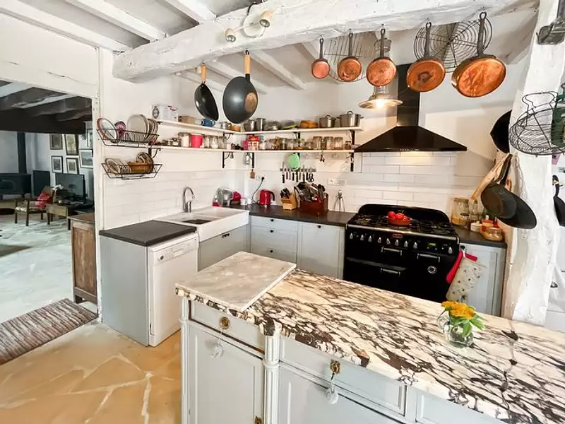 Maison, 301 m²