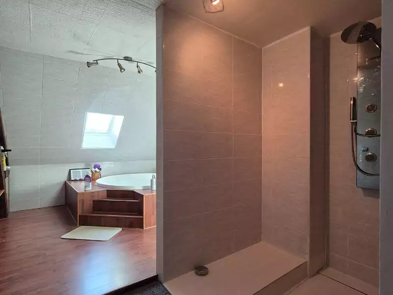 Maison, 249 m²