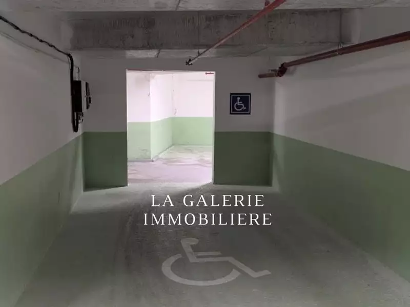 Parking, 14 m²