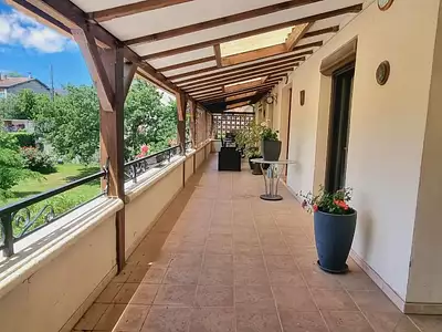 Maison, 230 m²