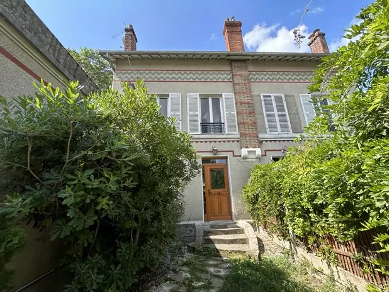 Maison, 144 m²